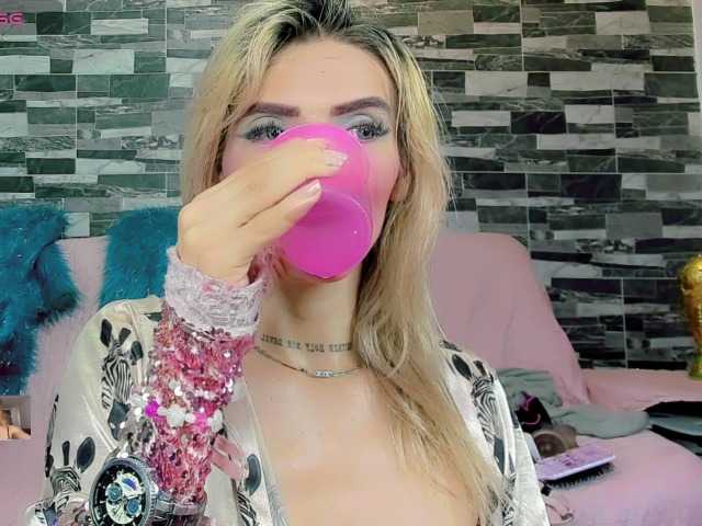 Femboy-hot, 21 y/o - Live Cam on BongaCams