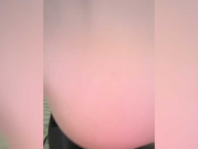 Sweet775 live cam on BongaCams