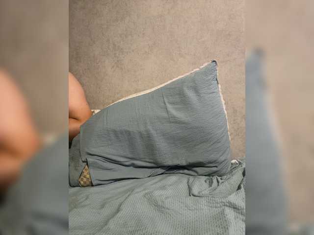 Sweet775 live cam on BongaCams