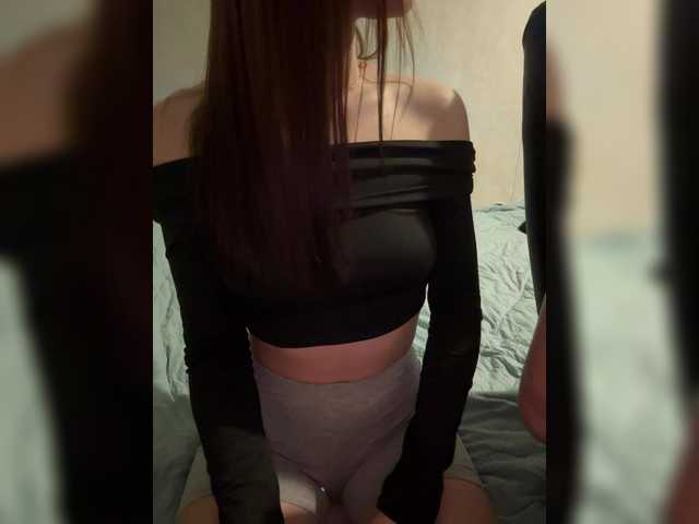 Sweet775 live cam on BongaCams