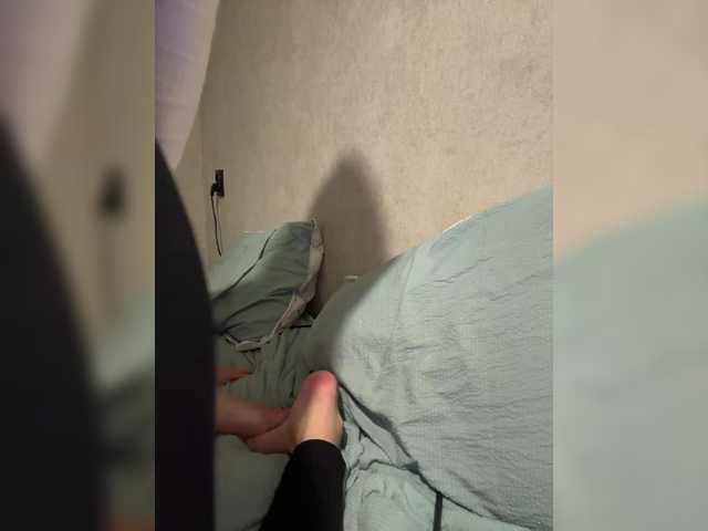 Sweet775 live cam on BongaCams