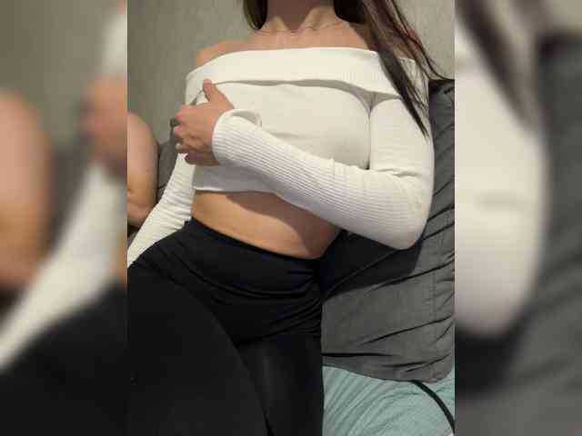 Sweet775 Live Webcam on BongaCams