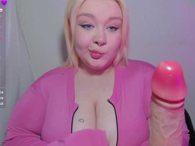 LilyBell live cam on BongaCams