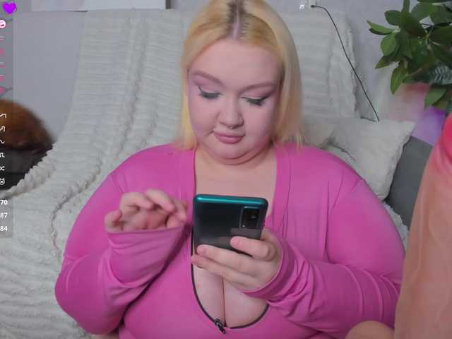 LilyBell live cam on BongaCams