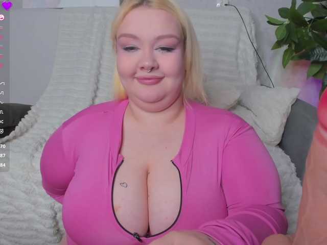 LilyBell live cam on BongaCams