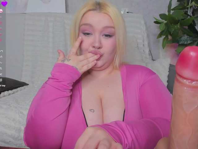 LilyBell live cam on BongaCams