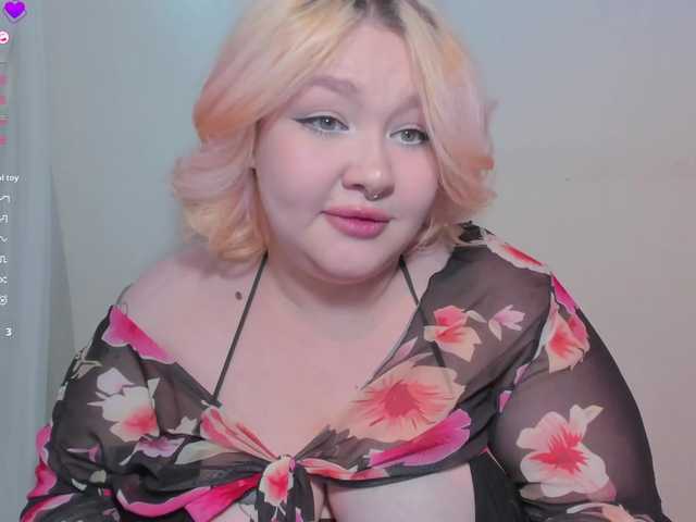 LilyBell live cam on BongaCams