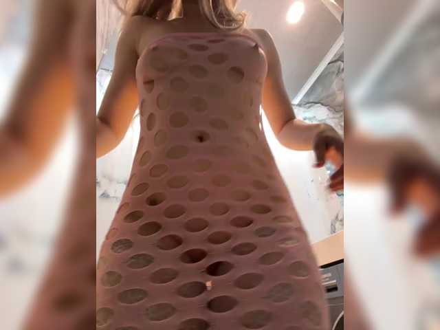 zhanarrasay, live now on BongaCams