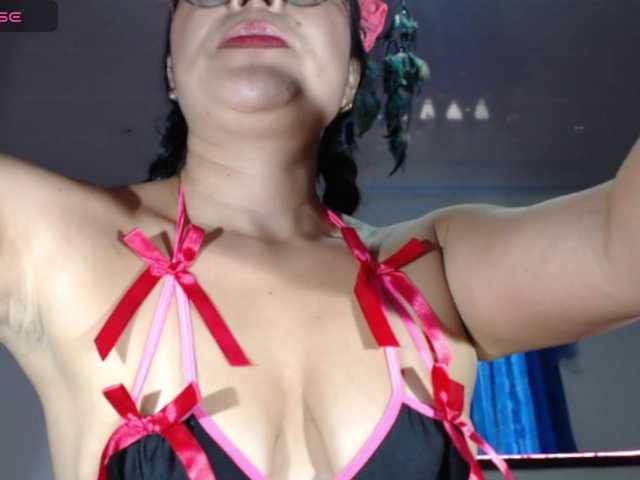 Japonesahot01 live cam on BongaCams
