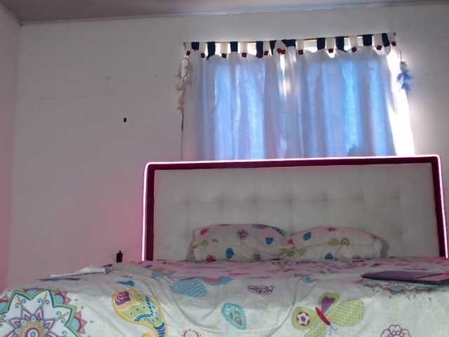 Japonesahot01 live cam on BongaCams