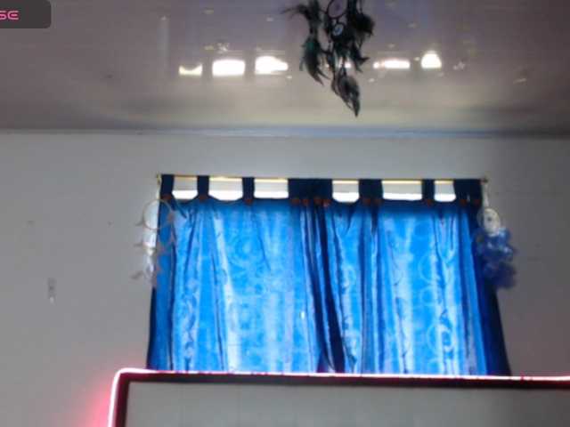 Japonesahot01 live cam preview