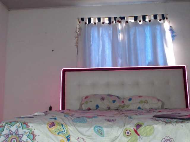Japonesahot01 live cam on BongaCams