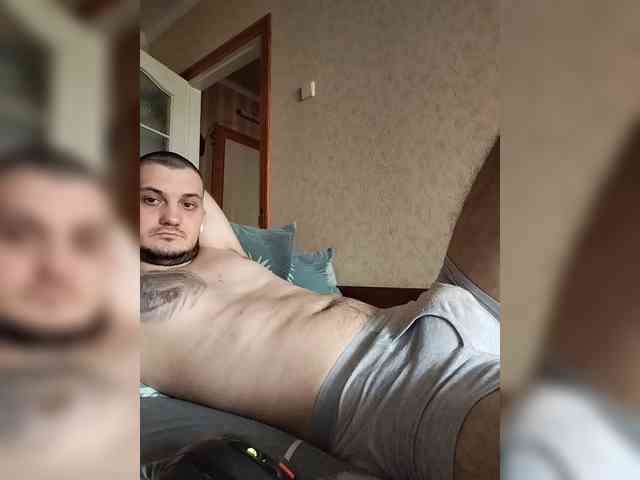 Maks1997b Sex Cam Show