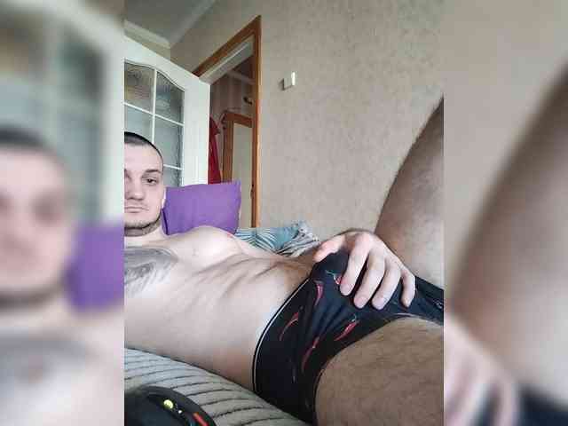 Maks1997b Sex Cam Show