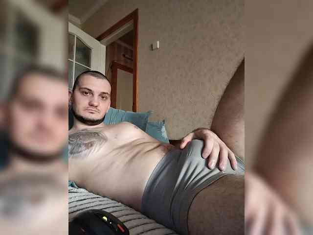 Maks1997b Sex Cam Show