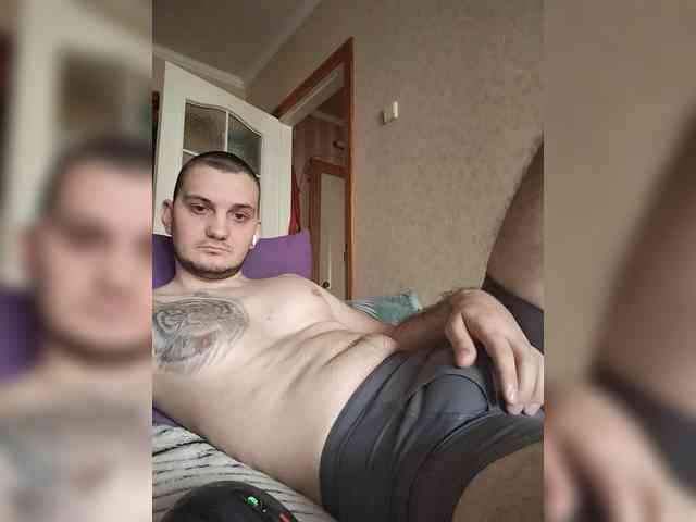 Maks1997b Sex Cam Show