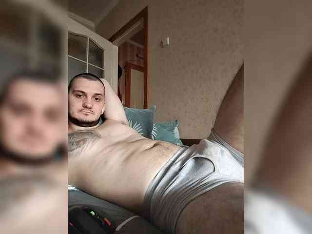 Maks1997b Sex Cam Show