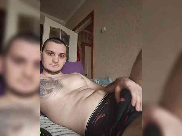 Maks1997b Sex Cam Show