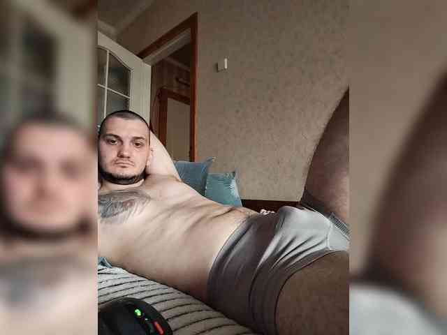 Maks1997b Sex Cam Show