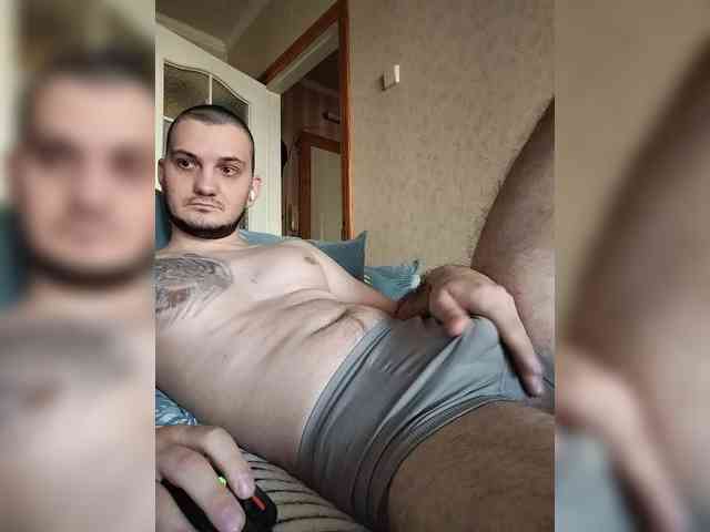 Maks1997b Sex Cam Show