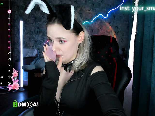 your-small-bunny live cam on BongaCams