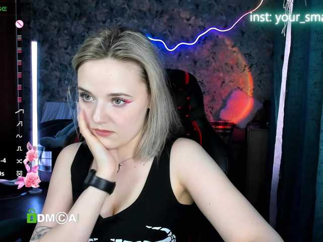 your-small-bunny live cam on BongaCams