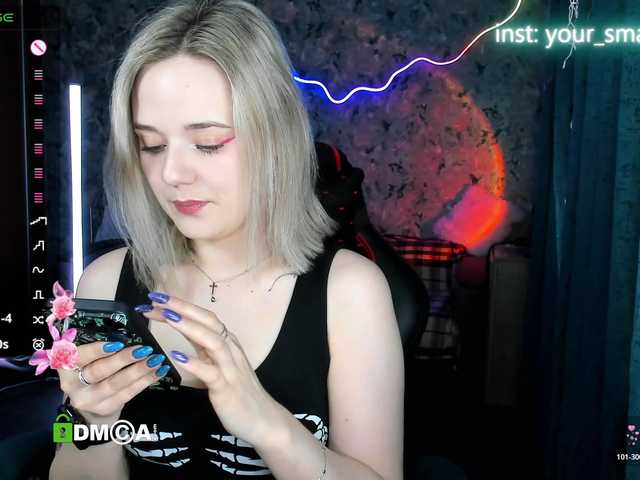 your-small-bunny live cam on BongaCams