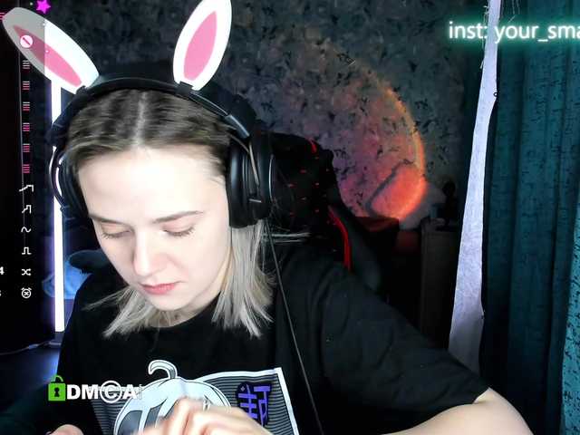 your-small-bunny live cam on BongaCams