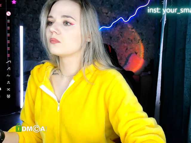 your-small-bunny live cam on BongaCams