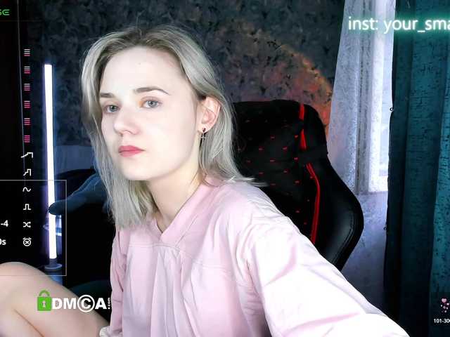 your-small-bunny live cam on BongaCams