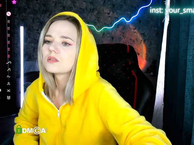 your-small-bunny live cam on BongaCams