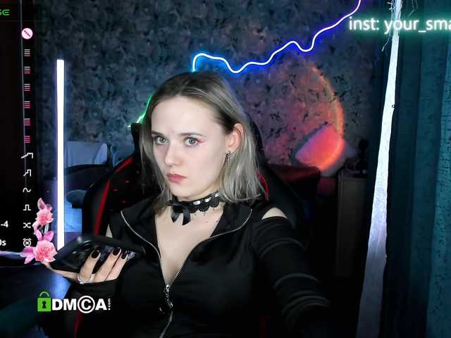 your-small-bunny live cam on BongaCams