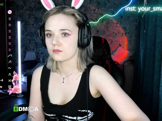 your-small-bunny live cam on BongaCams