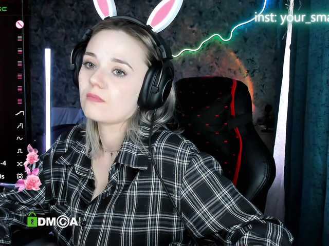 your-small-bunny live cam on BongaCams