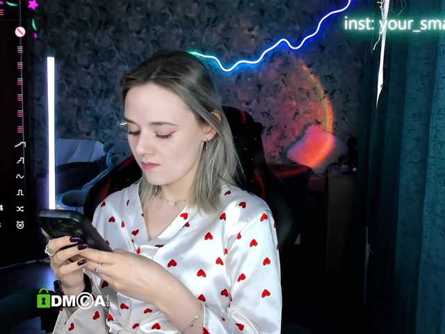 your-small-bunny live cam on BongaCams