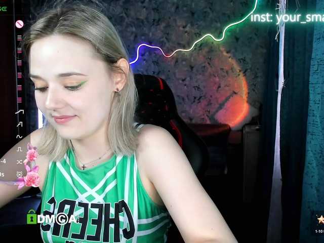 your-small-bunny live cam on BongaCams