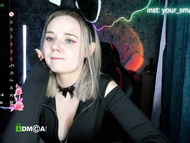your-small-bunny live cam on BongaCams