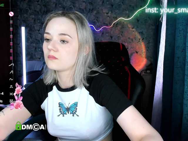 your-small-bunny live cam on BongaCams