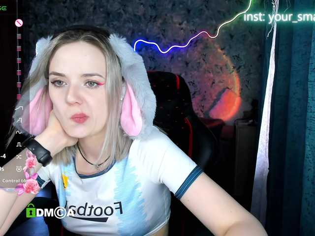 your-small-bunny live cam on BongaCams