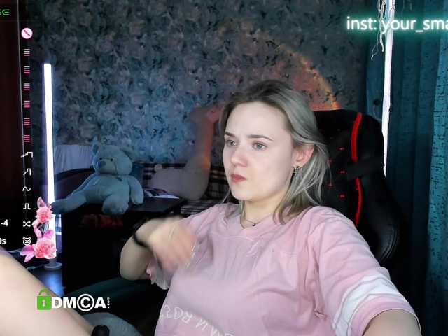your-small-bunny live cam on BongaCams
