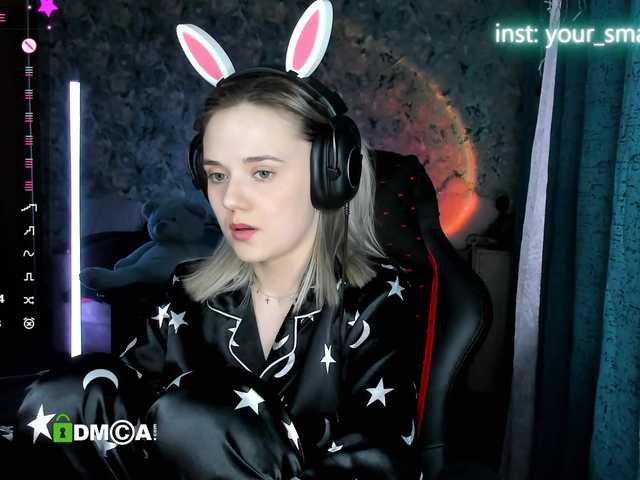 your-small-bunny live cam on BongaCams