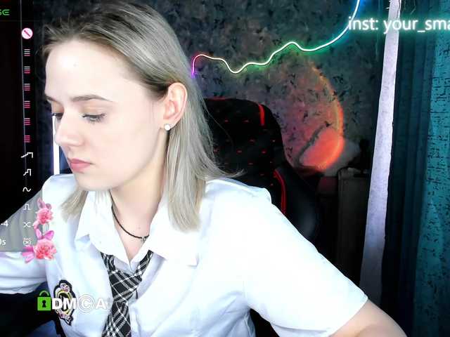 your-small-bunny live cam on BongaCams