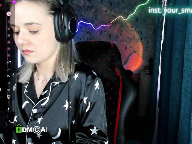 your-small-bunny live cam on BongaCams