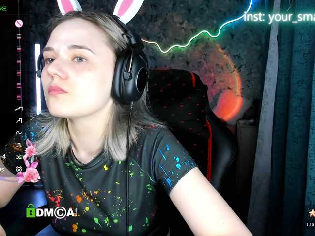 your-small-bunny live cam on BongaCams