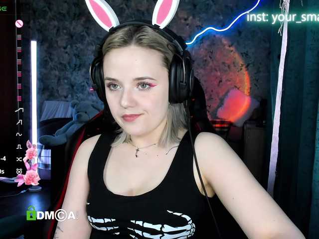 your-small-bunny live cam on BongaCams