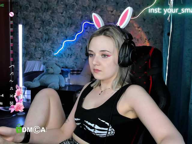 your-small-bunny live cam on BongaCams