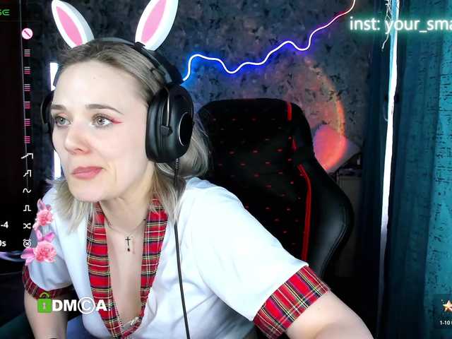 your-small-bunny live cam on BongaCams