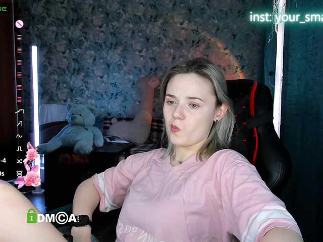 your-small-bunny live cam on BongaCams
