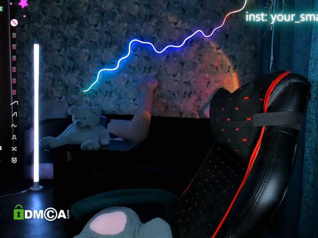 your-small-bunny live cam on BongaCams