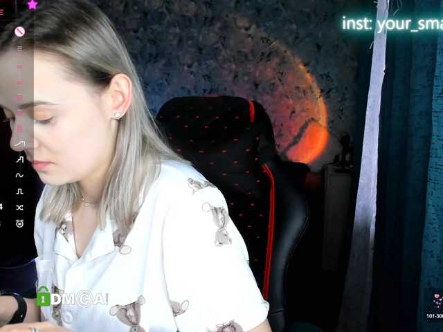 your-small-bunny live cam on BongaCams